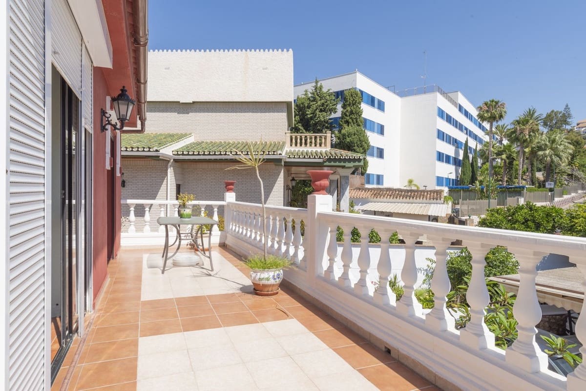 6 sypialnia Willa na sprzedaż w Miasto Malaga - 1 800 000 € (Ref: 9363758)