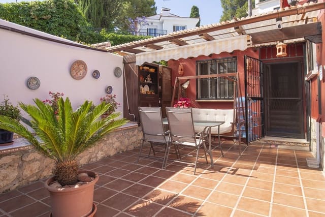 6 Zimmer Villa zu verkaufen in Cerrado de Calderon, Málaga Stadt - 1.800.000 € (Ref: 9363758)
