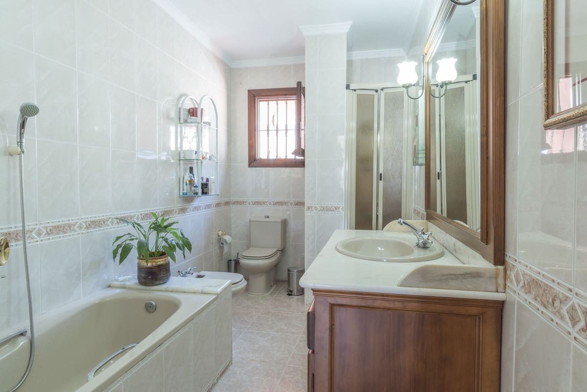 6 chambre Villa/Maison à vendre à Malaga ville - 1 800 000 € (Ref: 9363758)