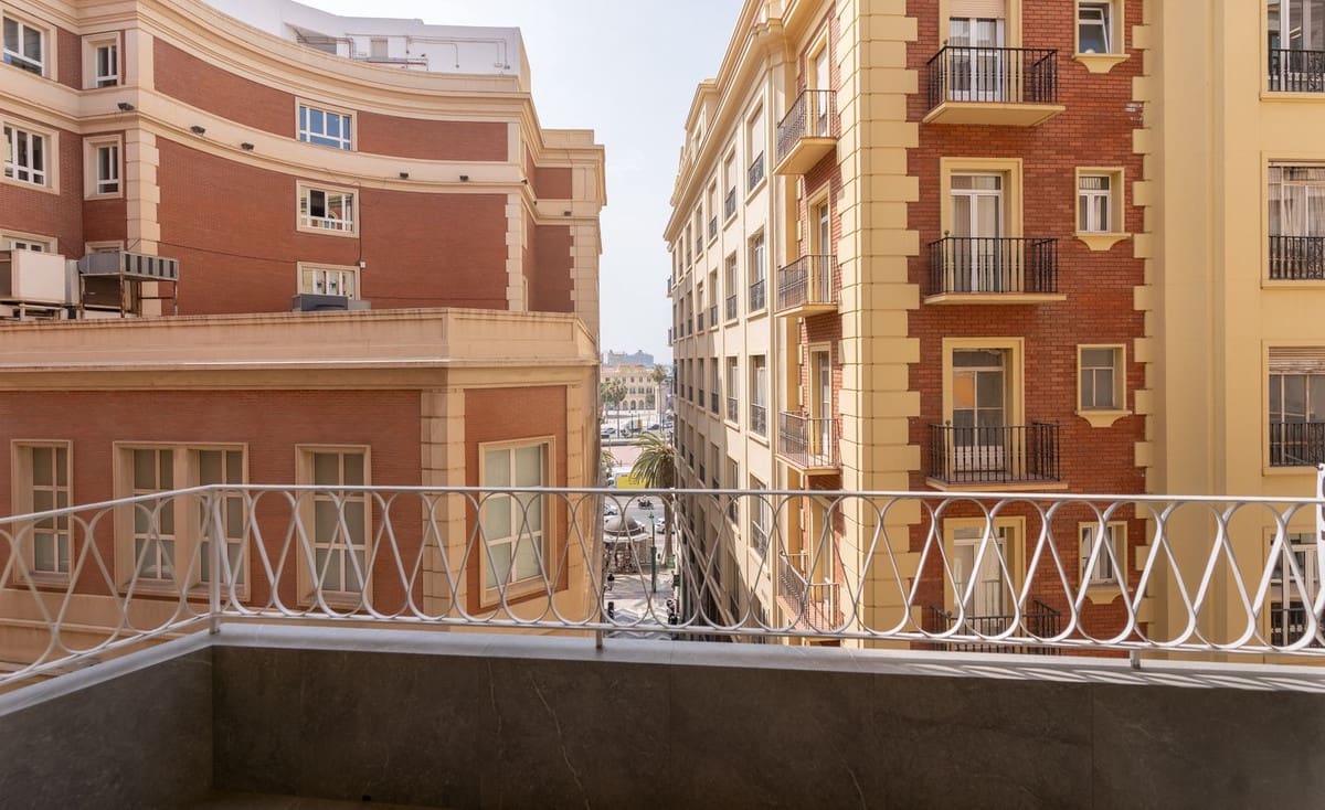 3 bedroom Apartment for sale in Malaga city - € 999,000 (Ref: 9363759)