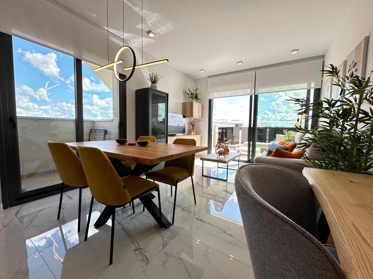 2 quarto Penthouse para venda em Playa Flamenca - 595 000 € (Ref: 9363764)