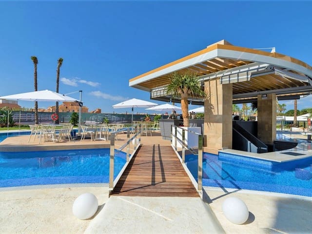 Apartamento de 3 habitaciones en Playa Flamenca, Orihuela en venta - 410.000 € (Ref: 9363766)