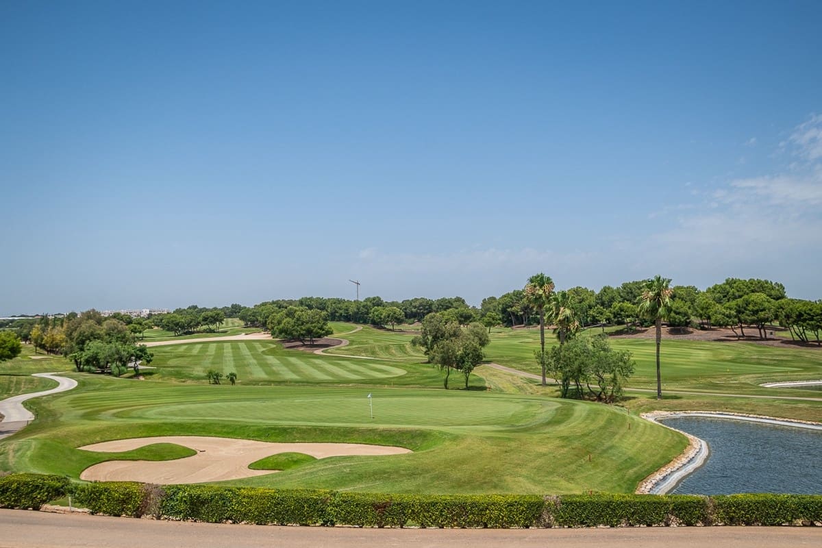 2 bedroom Apartment for sale in Pilar de la Horadada - € 317,500 (Ref: 9363770)