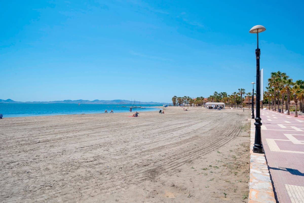 Ático de 3 habitaciones en Los Alcázares en venta - 290.000 € (Ref: 9363773)