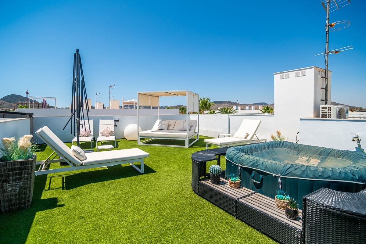 3 makuuhuone Kattohuoneisto myytävänä paikassa Mar de Cristal - 379 000 € (Ref: 9363775)