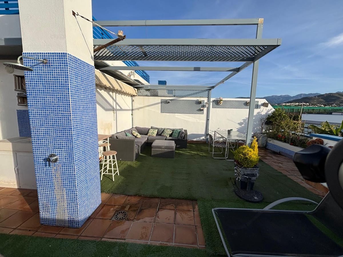 2 bedroom Penthouse for sale in Torrox with garage - € 480,000 (Ref: 9363779)