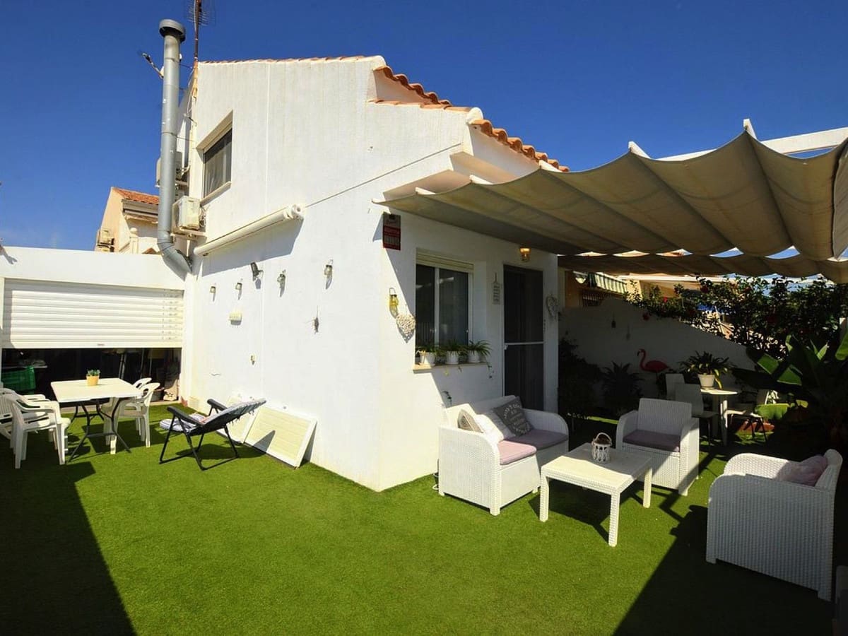 3 slaapkamer Halfvrijstaande villa te koop in Lo Pagan - € 325.000 (Ref: 9363784)