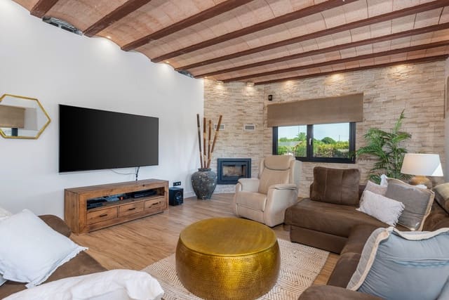 5 quarto Quinta/Casa Rural para venda em Centro, Elche / Elx - 1 100 000 € (Ref: 9363789)