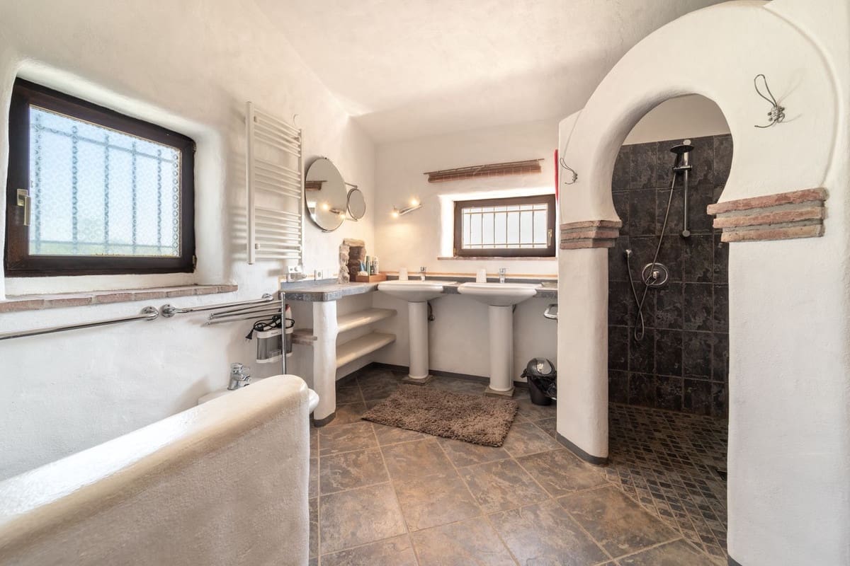 5 chambre Finca/Maison de Campagne à vendre à Almayate - 729 000 € (Ref: 9363791)