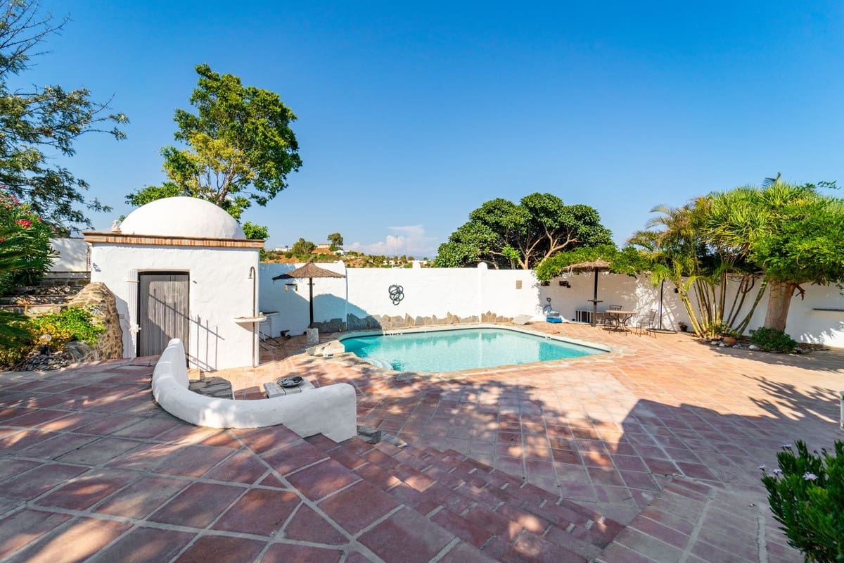 5 chambre Finca/Maison de Campagne à vendre à Almayate - 729 000 € (Ref: 9363791)