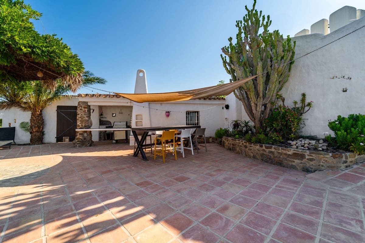 5 chambre Finca/Maison de Campagne à vendre à Almayate - 729 000 € (Ref: 9363791)