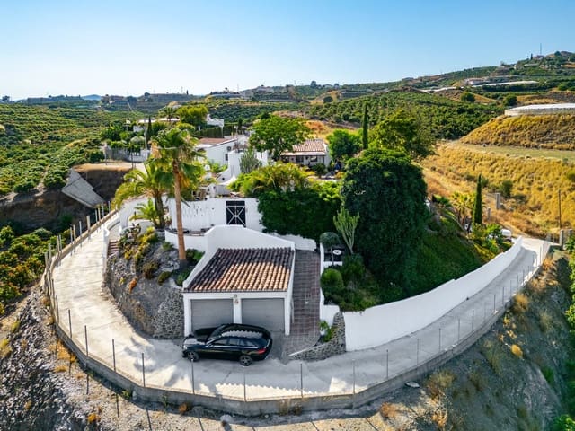 5 makuuhuone Maalaistalo myytävänä paikassa Almayate, Vélez-Málaga - 729 000 € (Ref: 9363791)