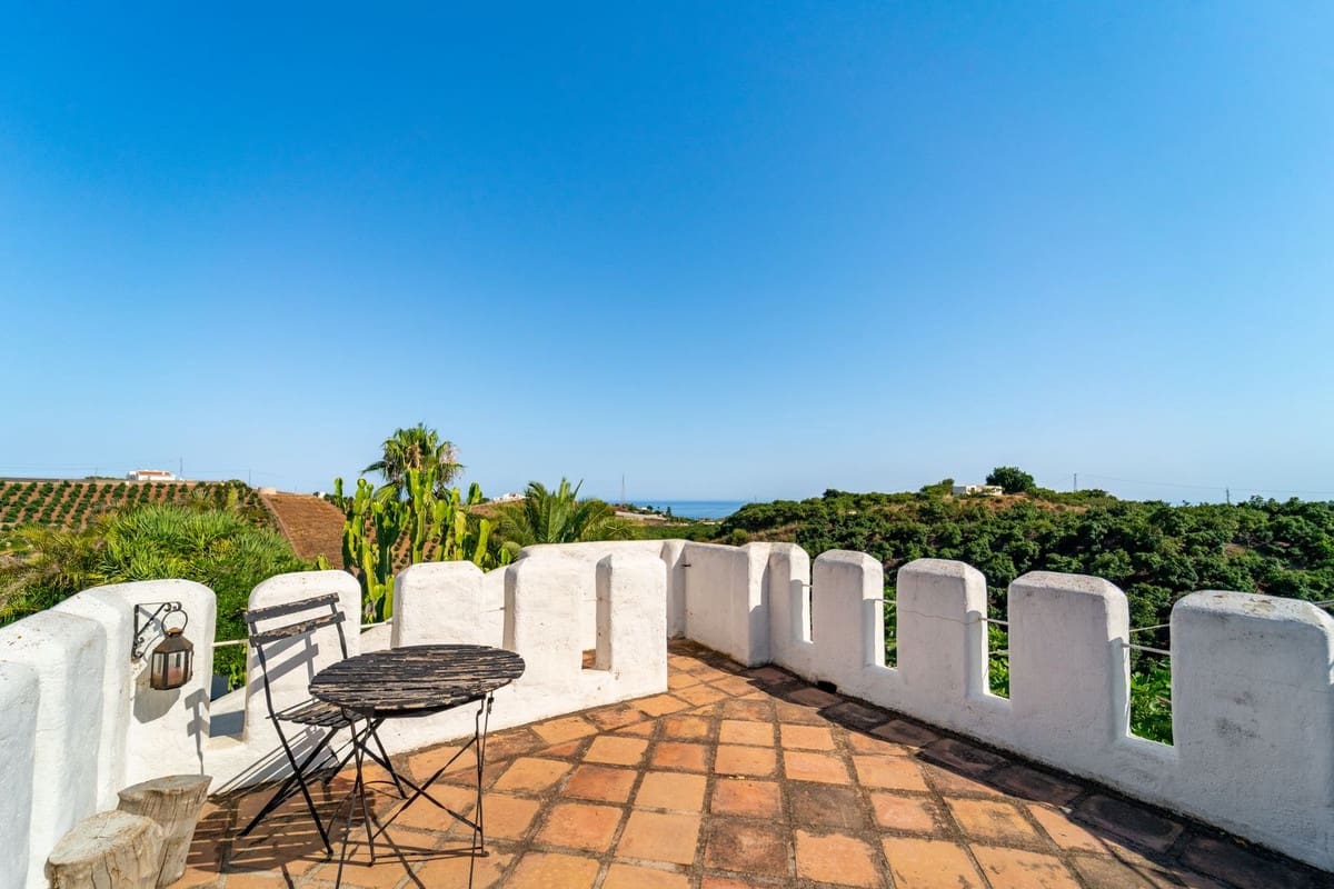 5 bedroom Finca/Country House for sale in Almayate - € 729,000 (Ref: 9363791)