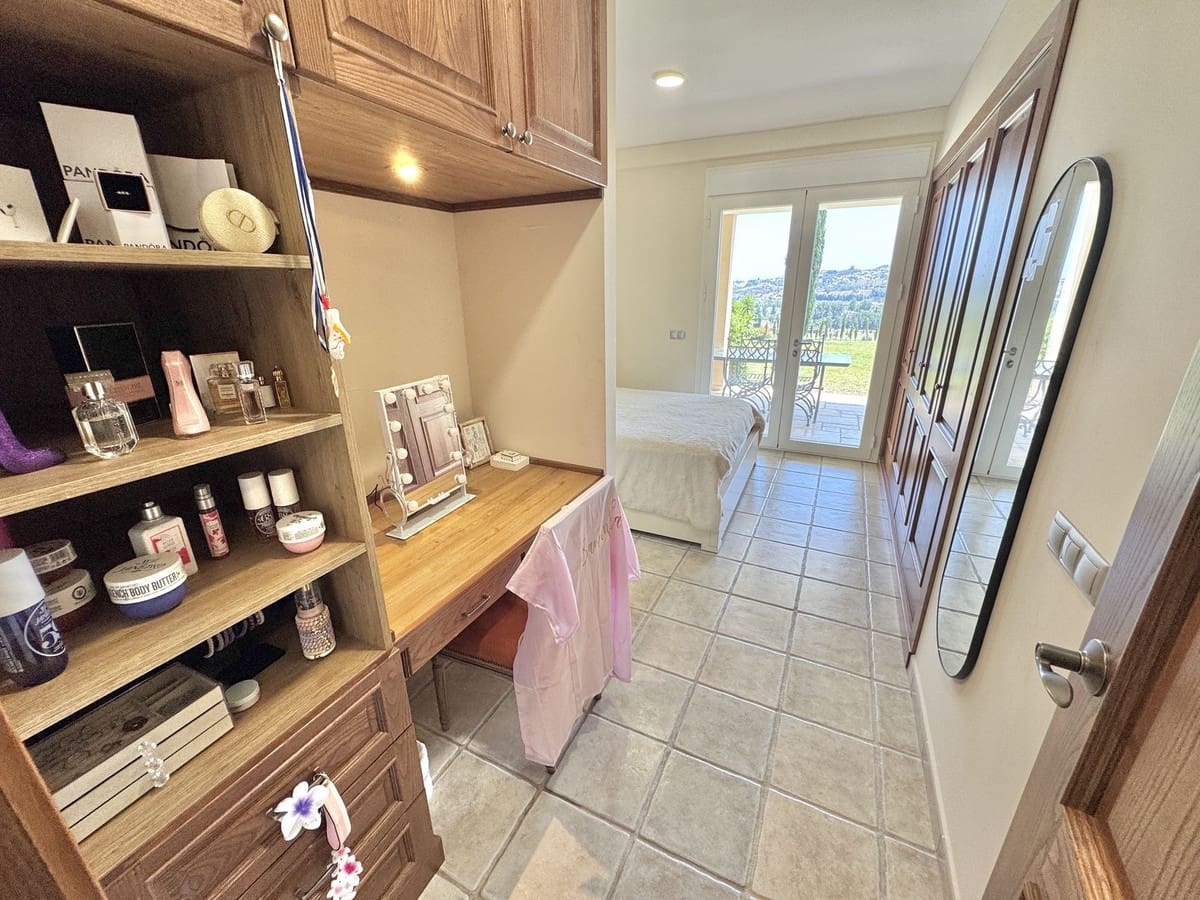 Chalet de 8 habitaciones en Mijas Golf en venta - 1.975.000 € (Ref: 9363795)