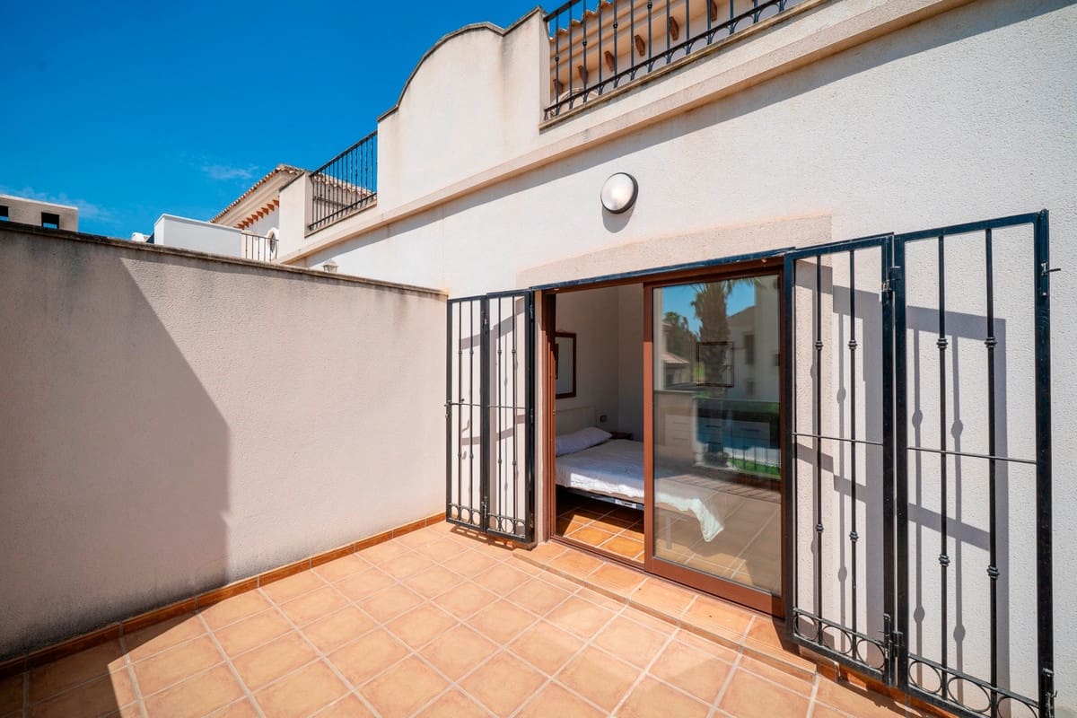 3 makuuhuone Bungalow myytävänä paikassa Algorfa - 230 000 € (Ref: 9363807)