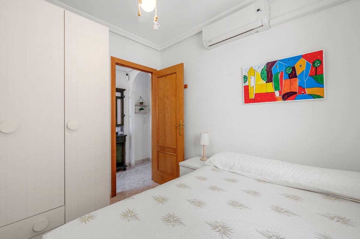 2 quarto Apartamento para venda em Santa Pola - 220 000 € (Ref: 9363809)