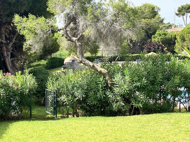 2 slaapkamer Appartement te koop in Calahonda, Mijas - € 299.000 (Ref: 9363816)