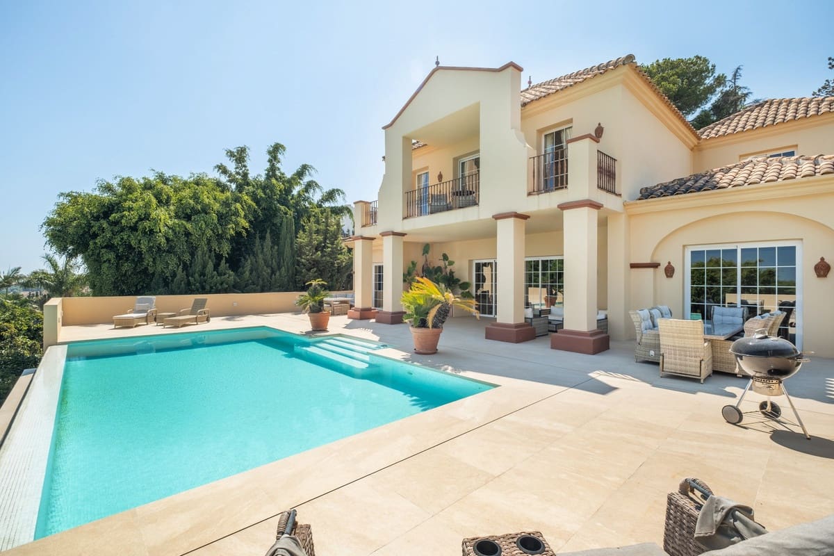 5 soverom Villa til salgs i Benahavis - € 2 300 000 (Ref: 9363819)