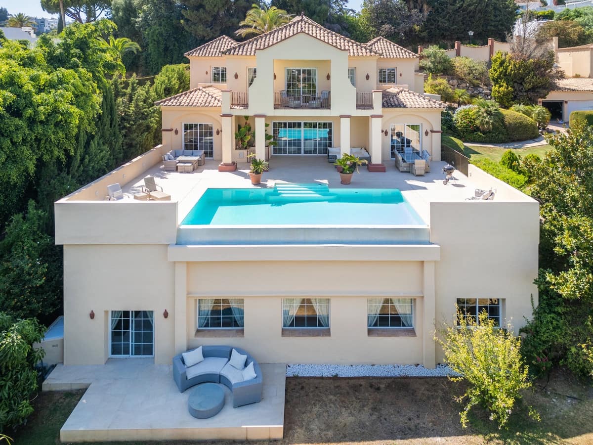 5 soverom Villa til salgs i Benahavis - € 2 300 000 (Ref: 9363819)