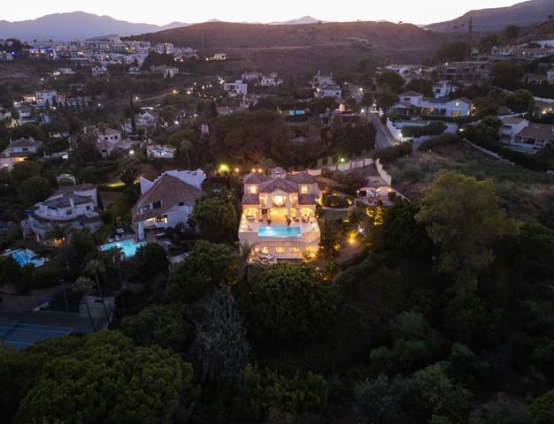 5 soverom Villa til salgs i Benahavís pueblo, Benahavís - € 2 300 000 (Ref: 9363819)