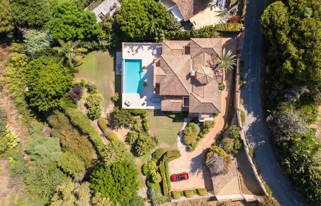 5 soverom Villa til salgs i Benahavís pueblo, Benahavís - € 2 300 000 (Ref: 9363819)