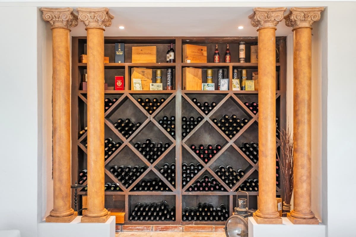 5 soverom Villa til salgs i Benahavis - € 2 300 000 (Ref: 9363819)