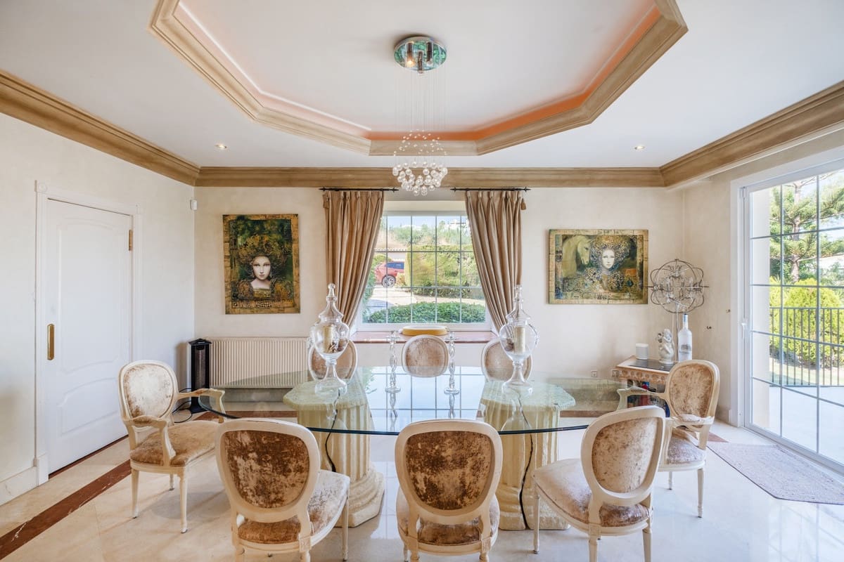 5 soverom Villa til salgs i Benahavis - € 2 300 000 (Ref: 9363819)