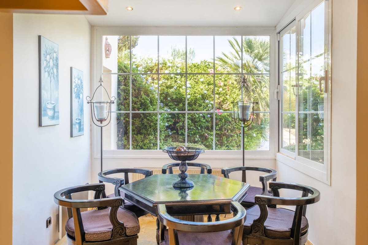 5 soverom Villa til salgs i Benahavis - € 2 300 000 (Ref: 9363819)