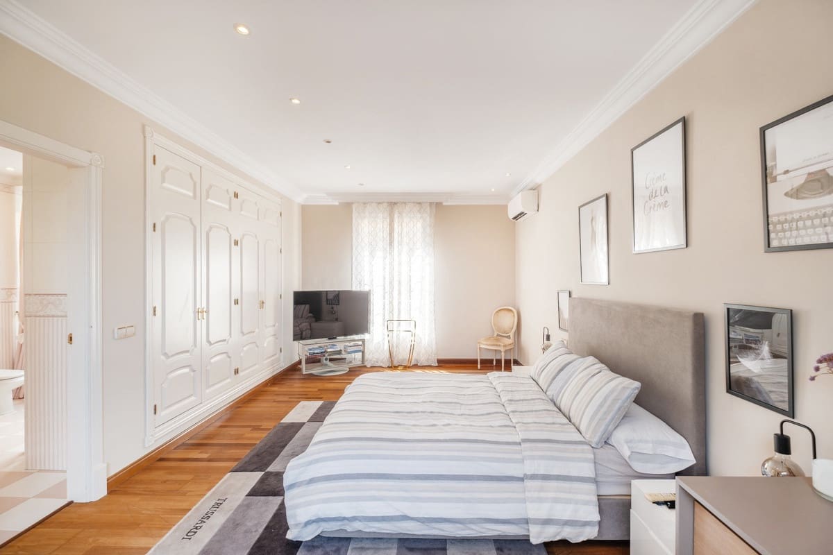 5 soverom Villa til salgs i Benahavis - € 2 300 000 (Ref: 9363819)