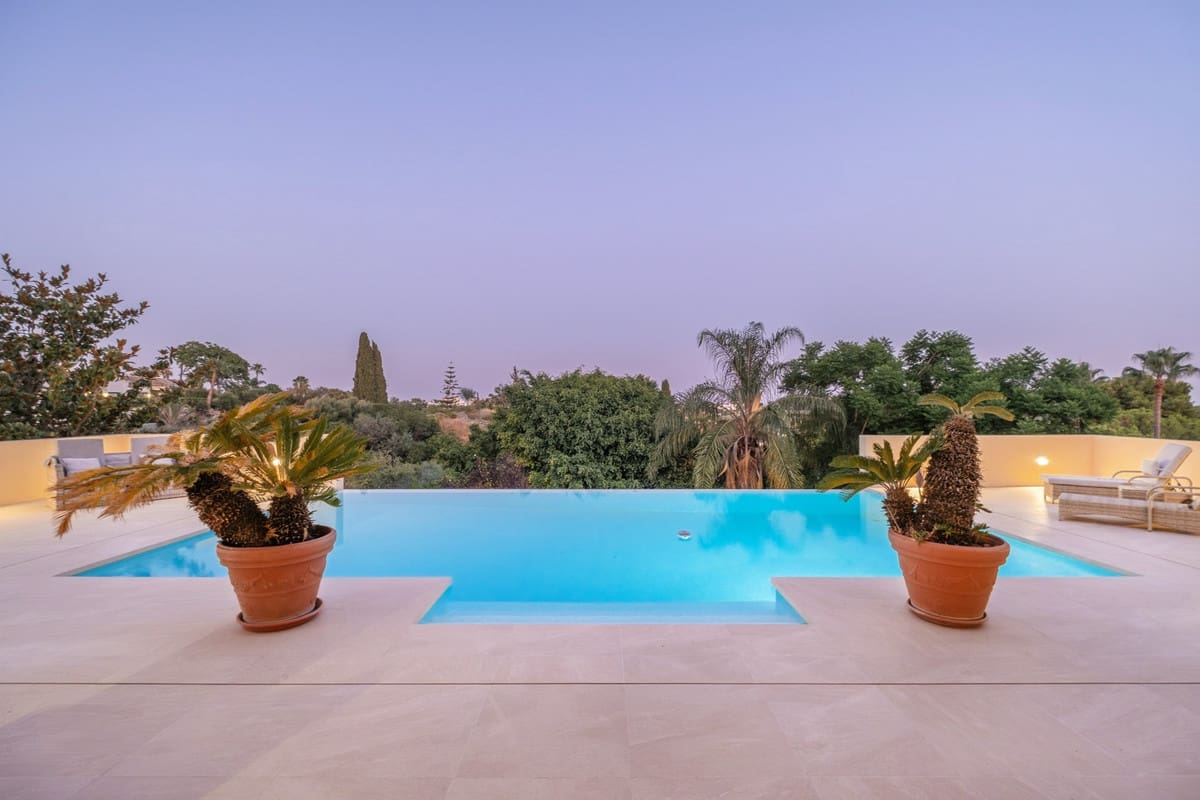 5 soverom Villa til salgs i Benahavis - € 2 300 000 (Ref: 9363819)