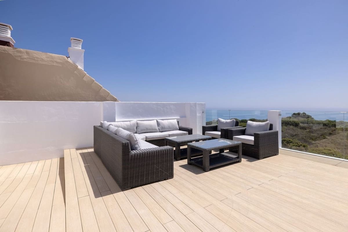 2 quarto Apartamento para venda em La Duquesa / Puerto de la Duquesa - 245 000 € (Ref: 9363821)