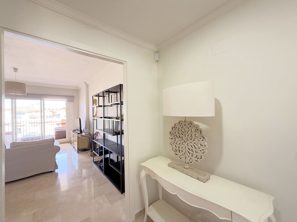 2 quarto Apartamento para venda em La Duquesa / Puerto de la Duquesa - 245 000 € (Ref: 9363821)