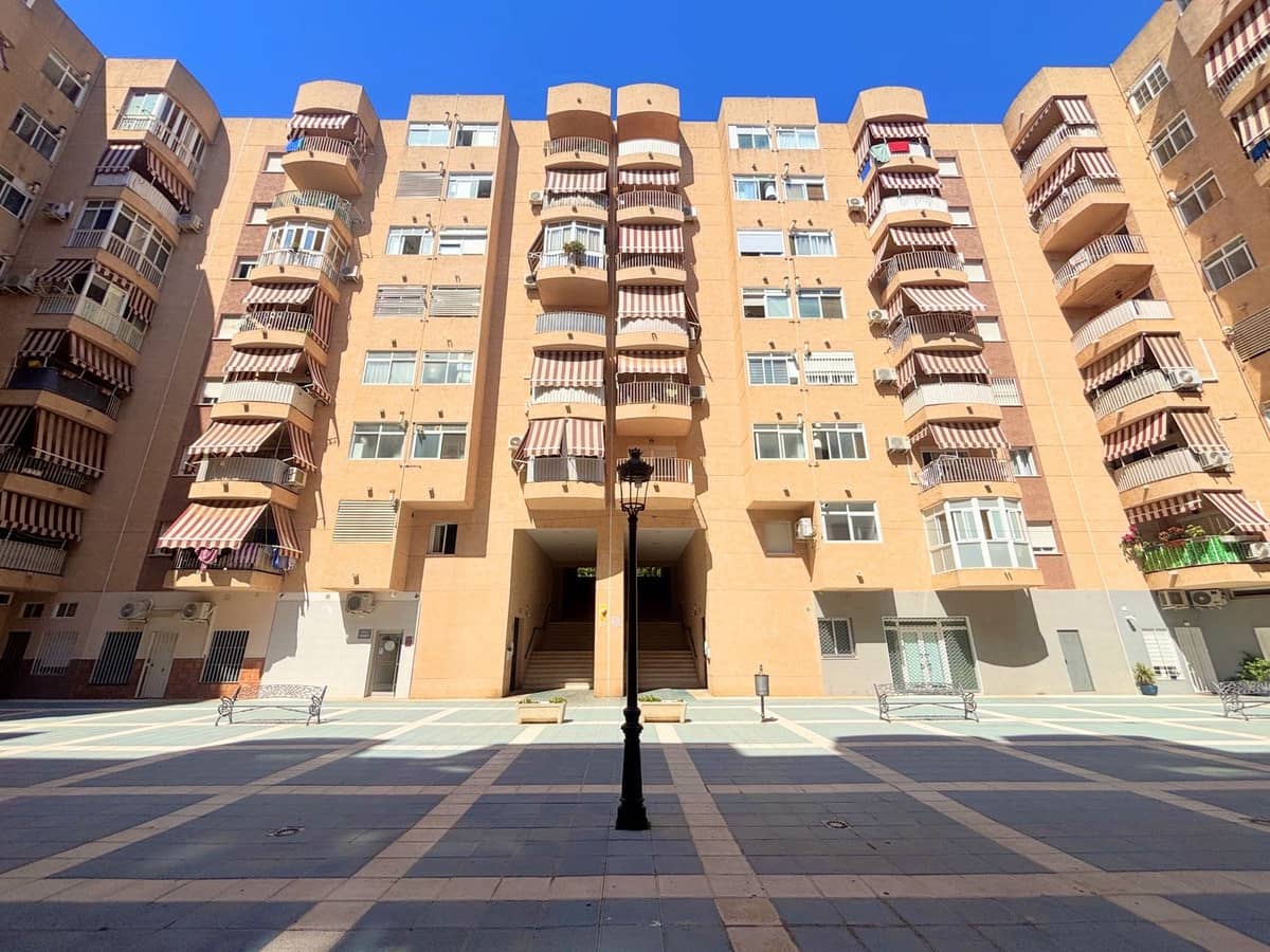 2 soverom Leilighet til salgs i Estepona - € 269 900 (Ref: 9363823)