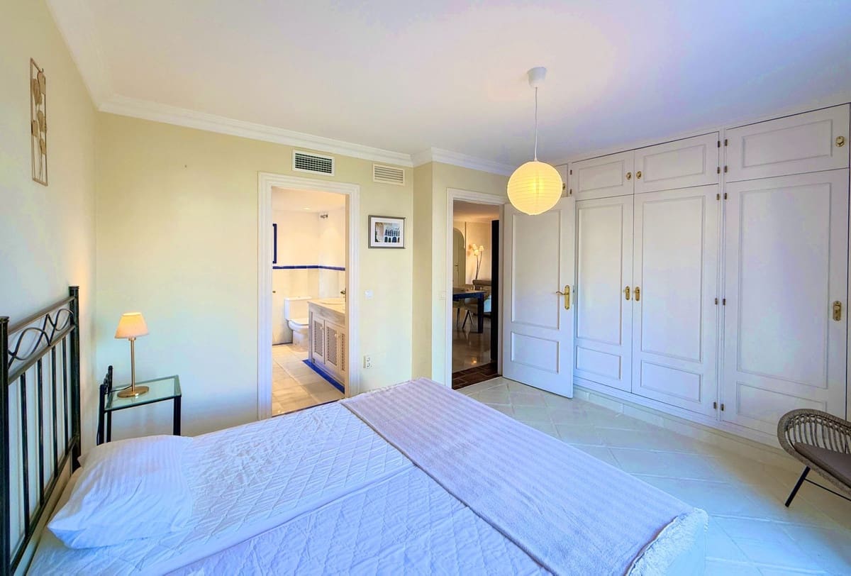 2 sypialnia Apartament na sprzedaż w Bahia de Casares - 650 000 € (Ref: 9363827)