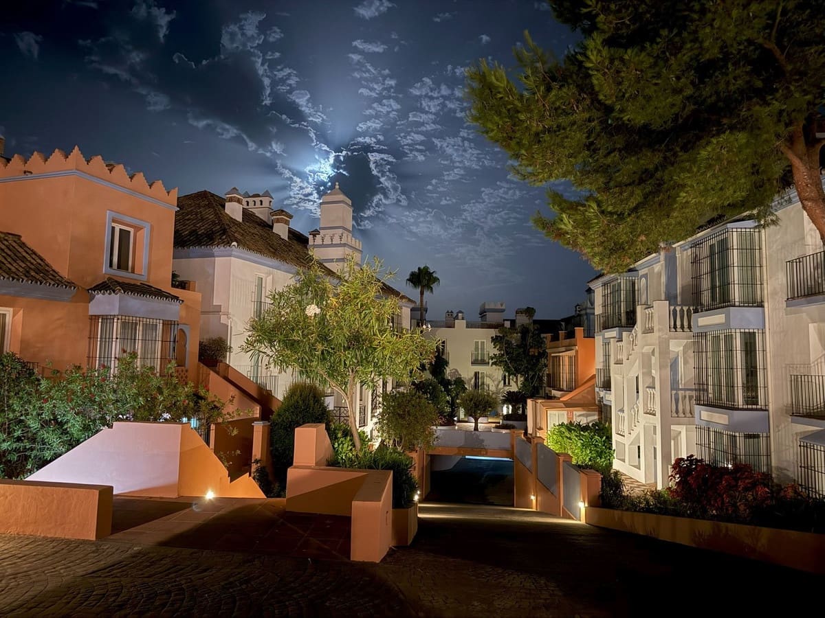 2 sypialnia Apartament na sprzedaż w Bahia de Casares - 650 000 € (Ref: 9363827)