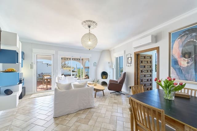 6 bedroom Villa for sale in Castillo Sohail, Fuengirola - € 1,390,000 (Ref: 9363828)