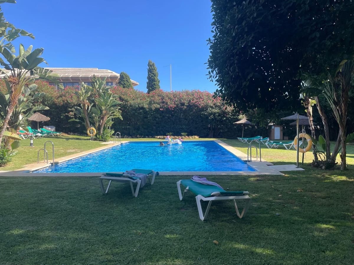 3 bedroom Apartment for sale in Guadalmina - € 590,000 (Ref: 9363829)