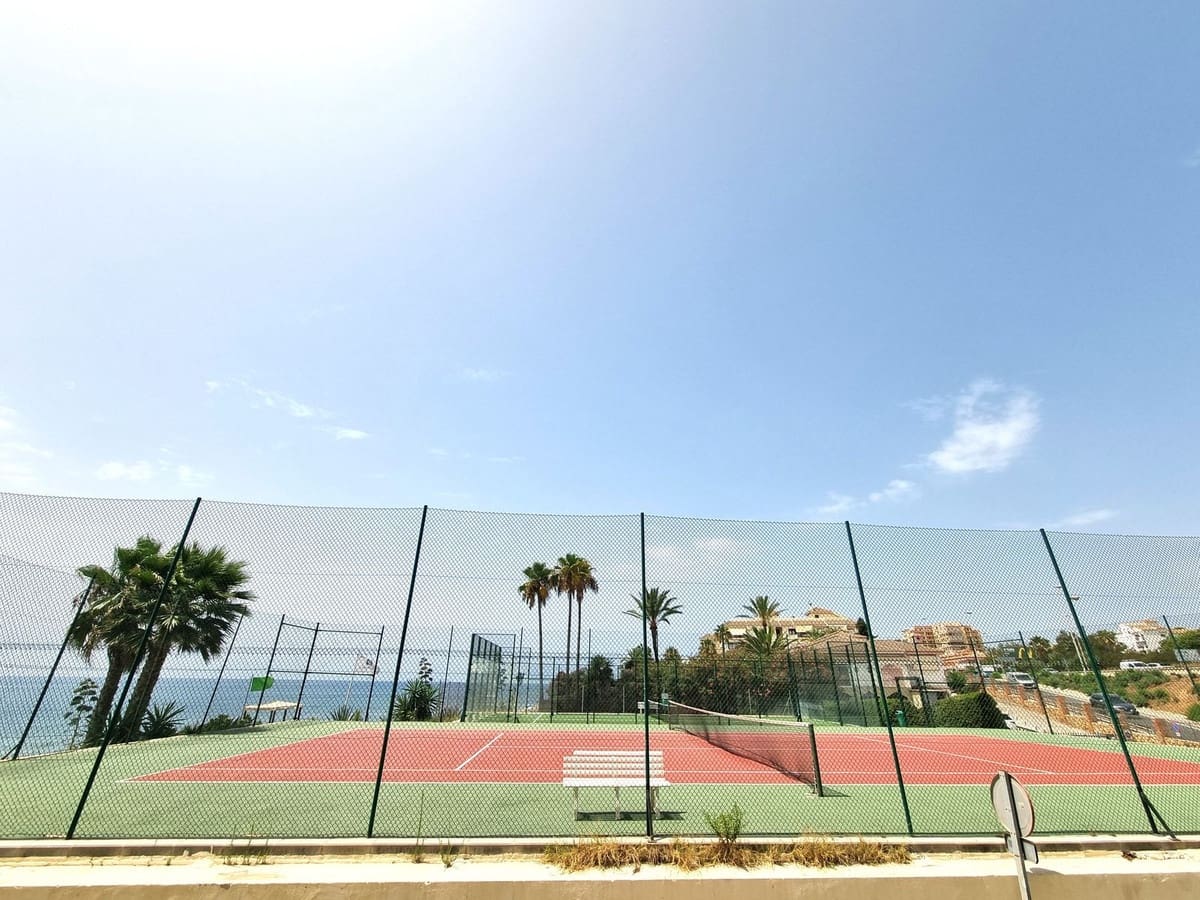 Yksiö myytävänä paikassa Riviera del Sol - 255 000 € (Ref: 9363830)