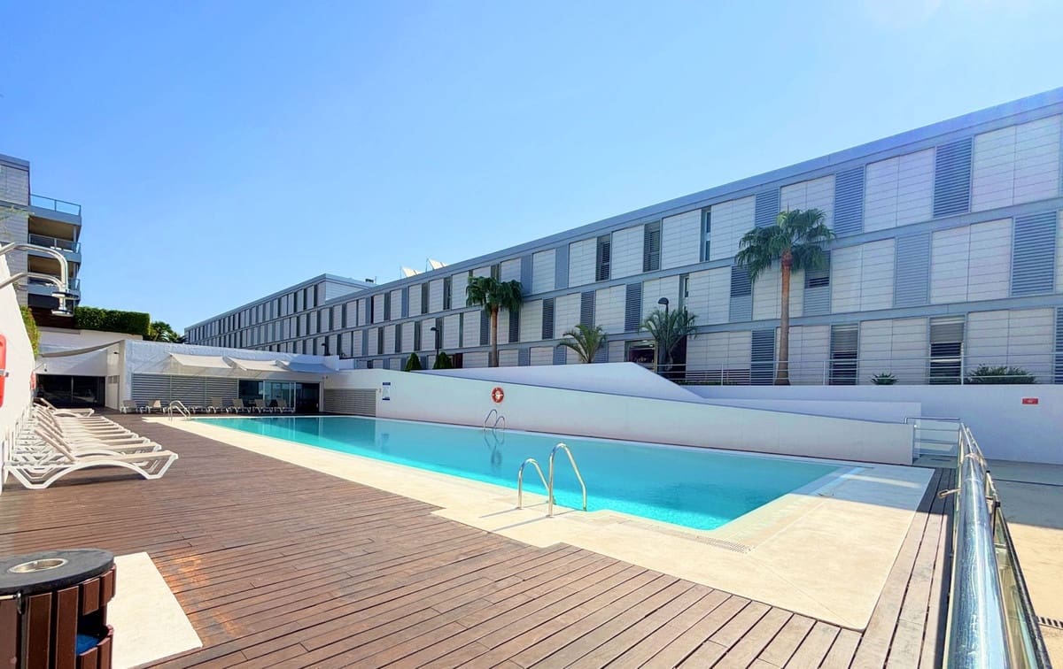 3 sovrum Takvåning till salu i La Duquesa / Puerto de la Duquesa - 499 000 € (Ref: 9363838)