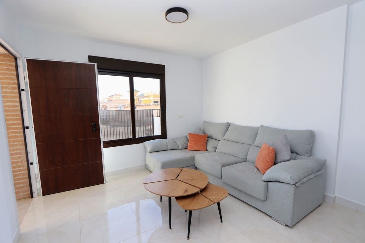 3 quarto Moradia para venda em Villamartin - 269 995 € (Ref: 9363843)