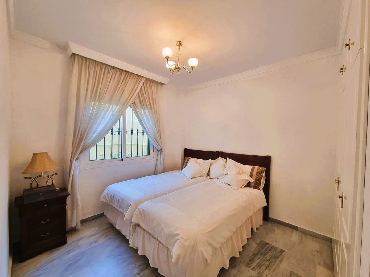 2 chambre Appartement à vendre à Calahonda - 299 000 € (Ref: 9363847)