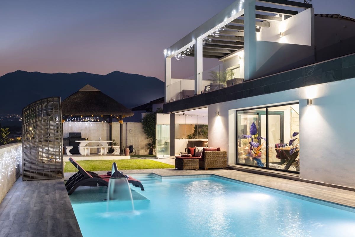 4 makuuhuone Huvila myytävänä paikassa Mijas - 2 390 000 € (Ref: 9363849)