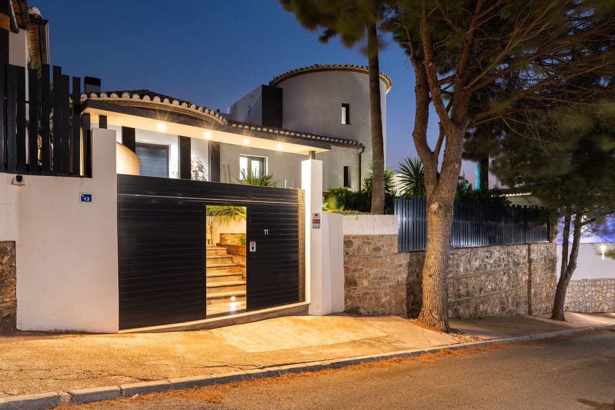 4 makuuhuone Huvila myytävänä paikassa Mijas - 2 390 000 € (Ref: 9363849)