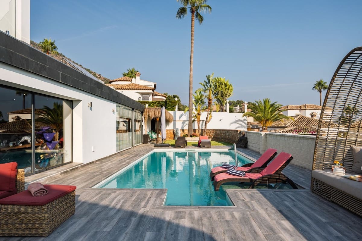 4 makuuhuone Huvila myytävänä paikassa Mijas - 2 390 000 € (Ref: 9363849)