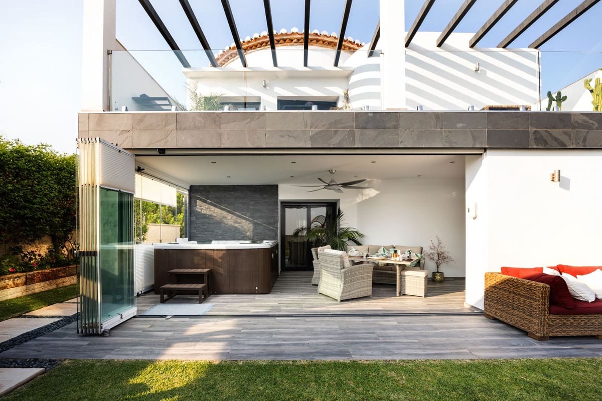 4 makuuhuone Huvila myytävänä paikassa Mijas - 2 390 000 € (Ref: 9363849)