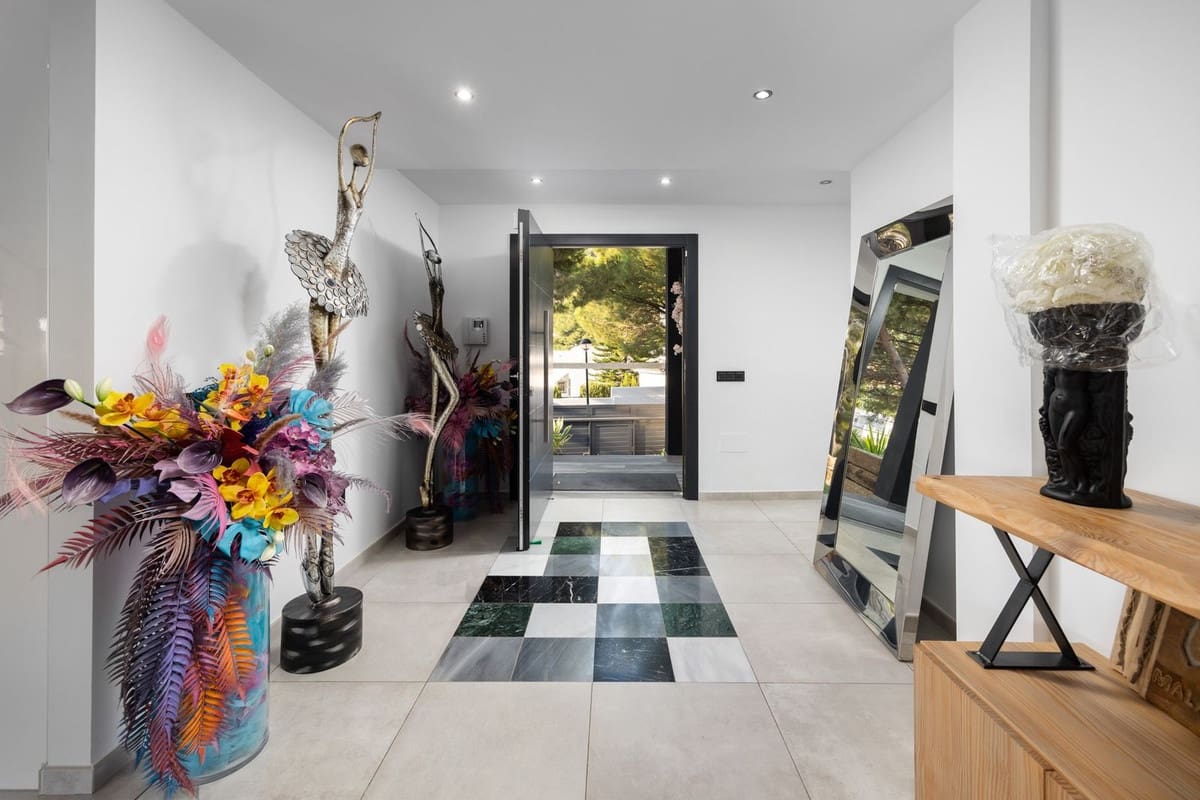 4 makuuhuone Huvila myytävänä paikassa Mijas - 2 390 000 € (Ref: 9363849)