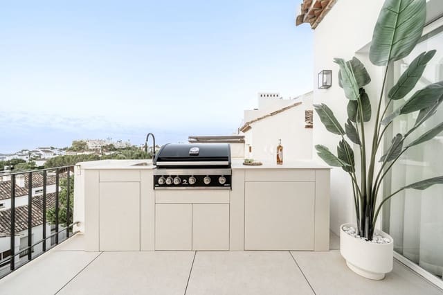 3 soveværelse Lejlighed til salg i La Quinta, Benahavís - € 950.000 (Ref: 9363852)