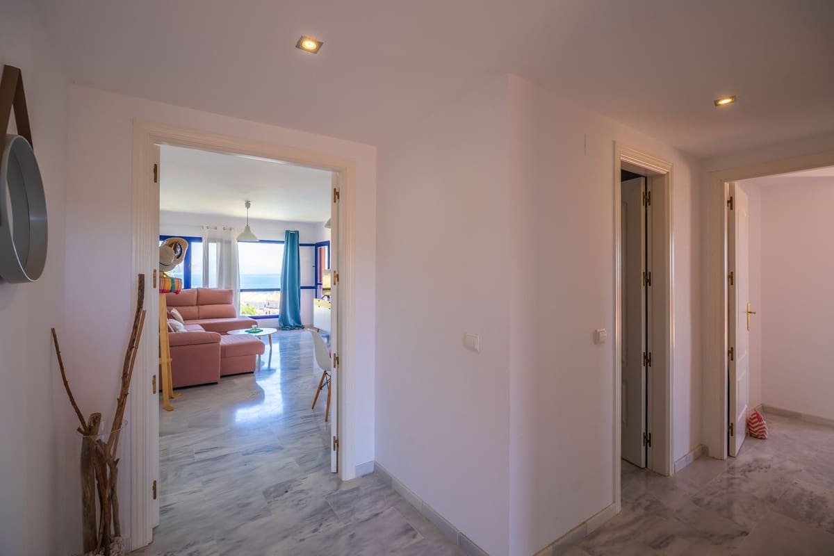 2 sypialnia Penthouse na sprzedaż w La Duquesa / Puerto de la Duquesa - 380 000 € (Ref: 9363853)