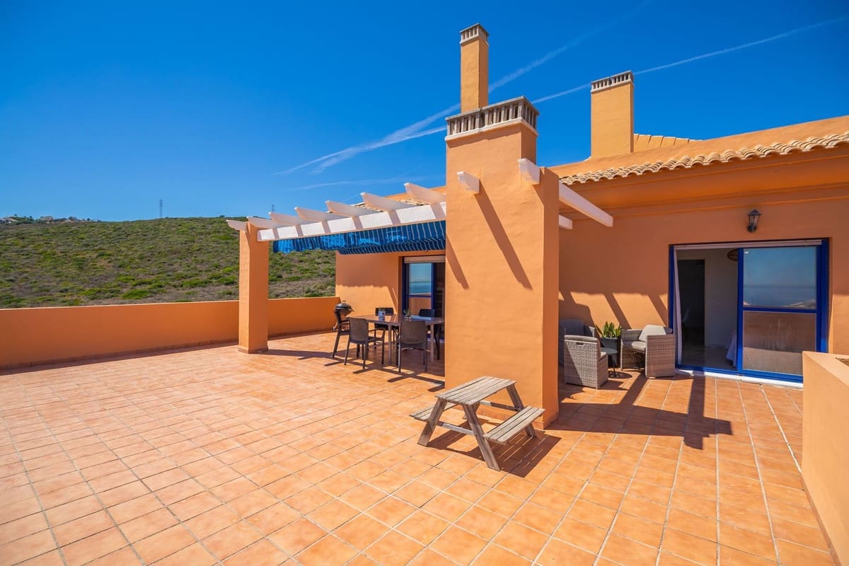 2 sypialnia Penthouse na sprzedaż w La Duquesa / Puerto de la Duquesa - 380 000 € (Ref: 9363853)