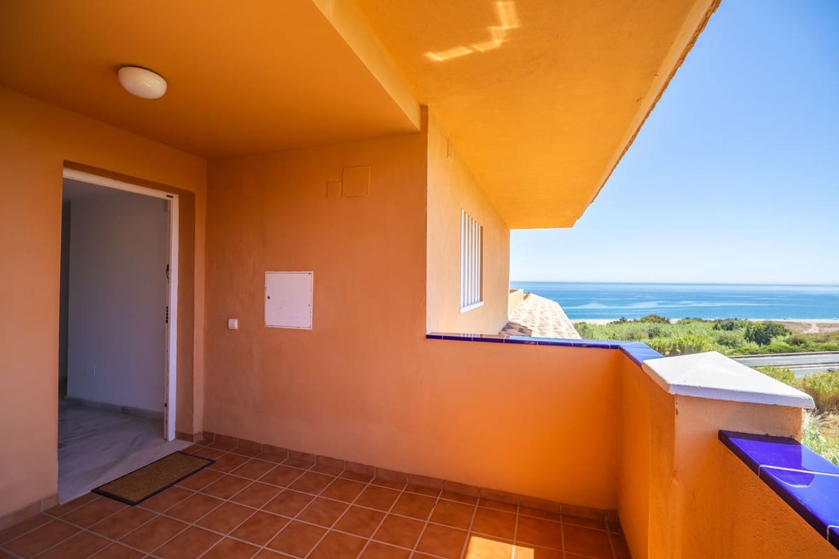 2 sypialnia Penthouse na sprzedaż w La Duquesa / Puerto de la Duquesa - 380 000 € (Ref: 9363853)